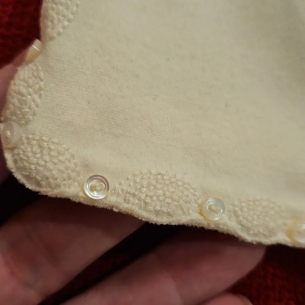 Vintage ivory cream finger gloves button beed embellished Wrist Detail Prom